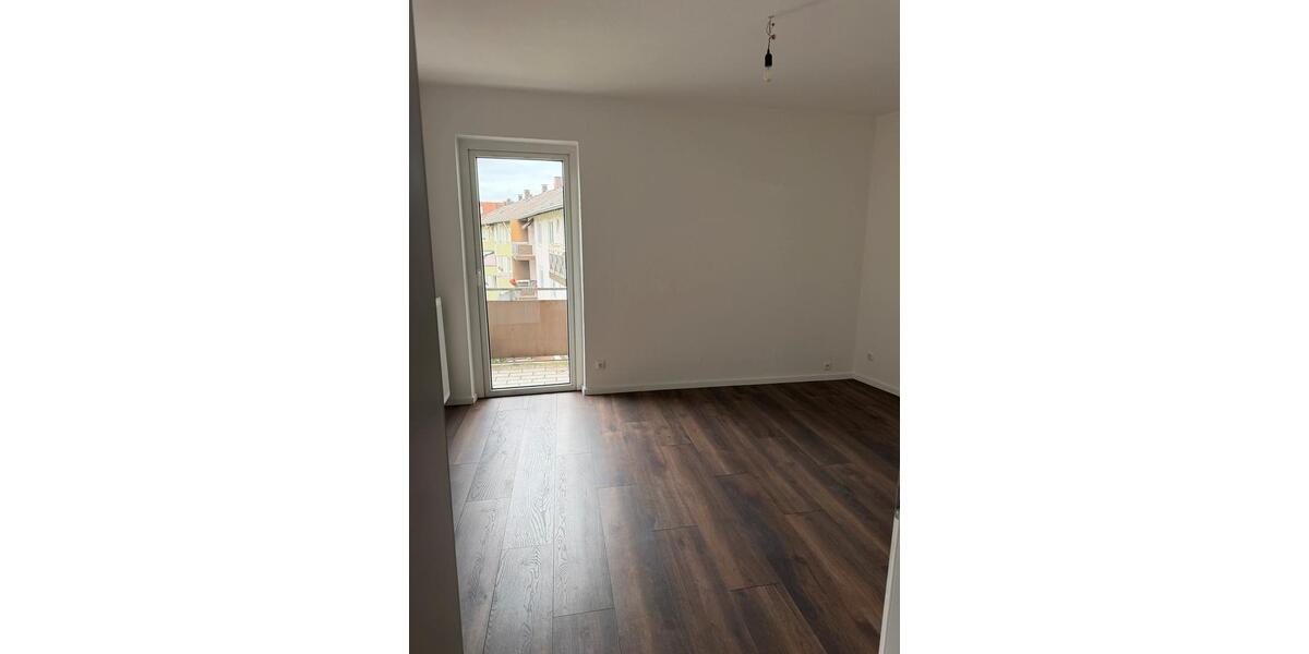 Etagenwohnung Duisburg Mittelmeiderich - 2 Zimmer, 48 m&sup2;, 585&euro; | Angebot:27550784