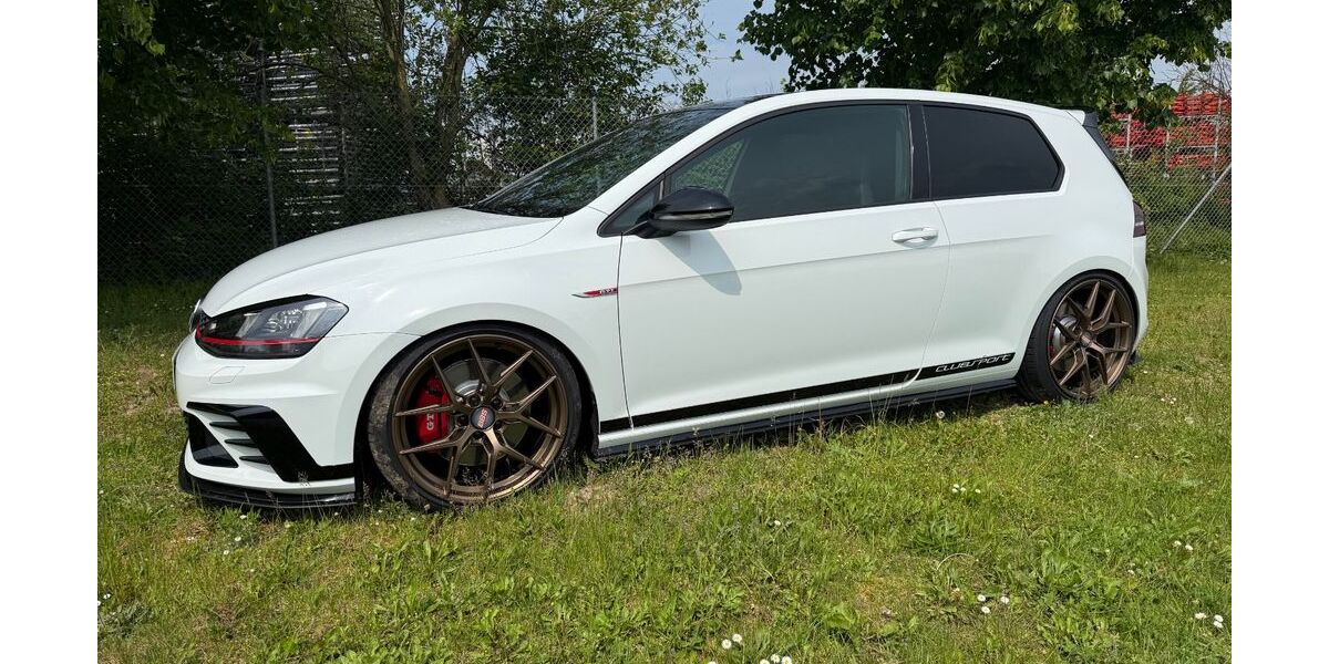 VW Golf 26.000 km 31.999 &euro; Willich 47877