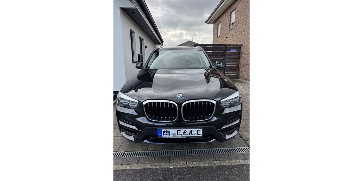 BMW X3 58.000 km 29.800 &euro; Krefeld 47809