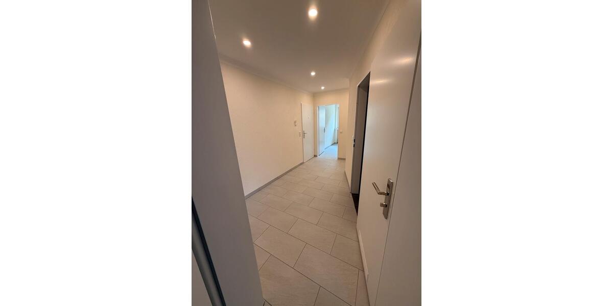 Etagenwohnung Wuppertal Gemarkung Elberfeld - 2 Zimmer, 56 m&sup2;, 680&euro; | Angebot:25558971