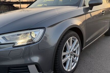 Audi A3 102.565 km 12.900 &euro; Essen 45357