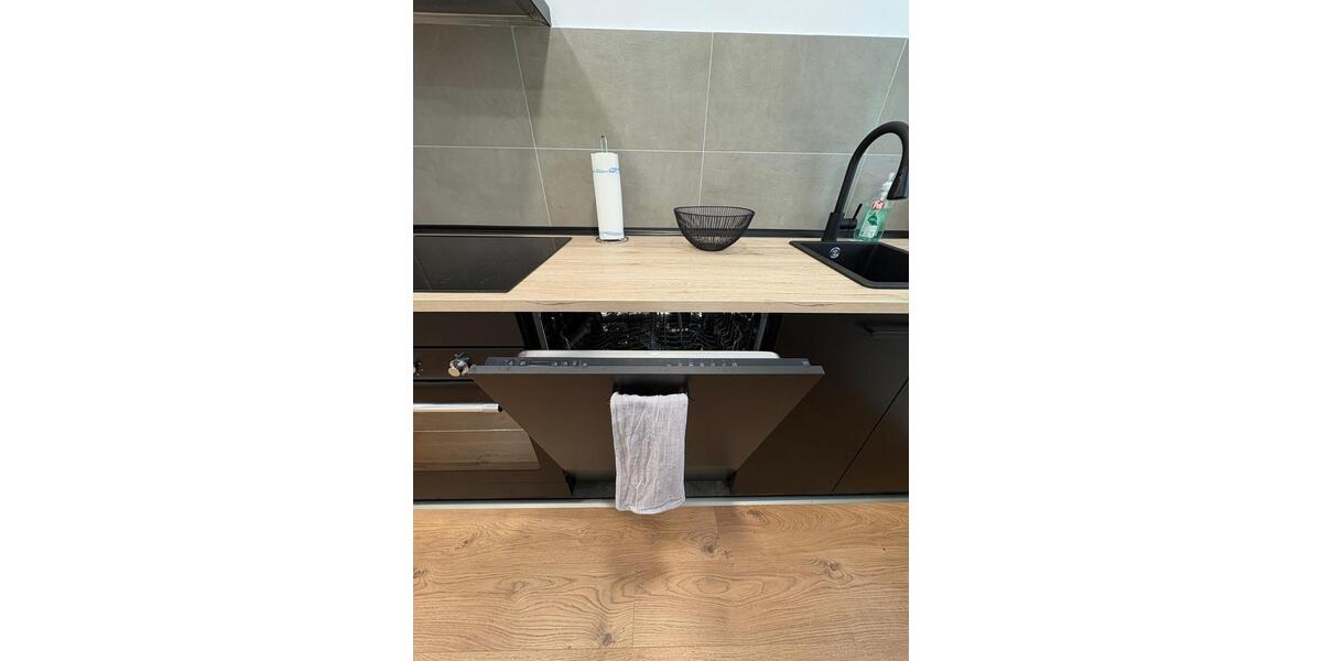 Etagenwohnung Essen Stadtbezirk II - 2 Zimmer, 55 m&sup2;, 1.300&euro; | Angebot:25887552