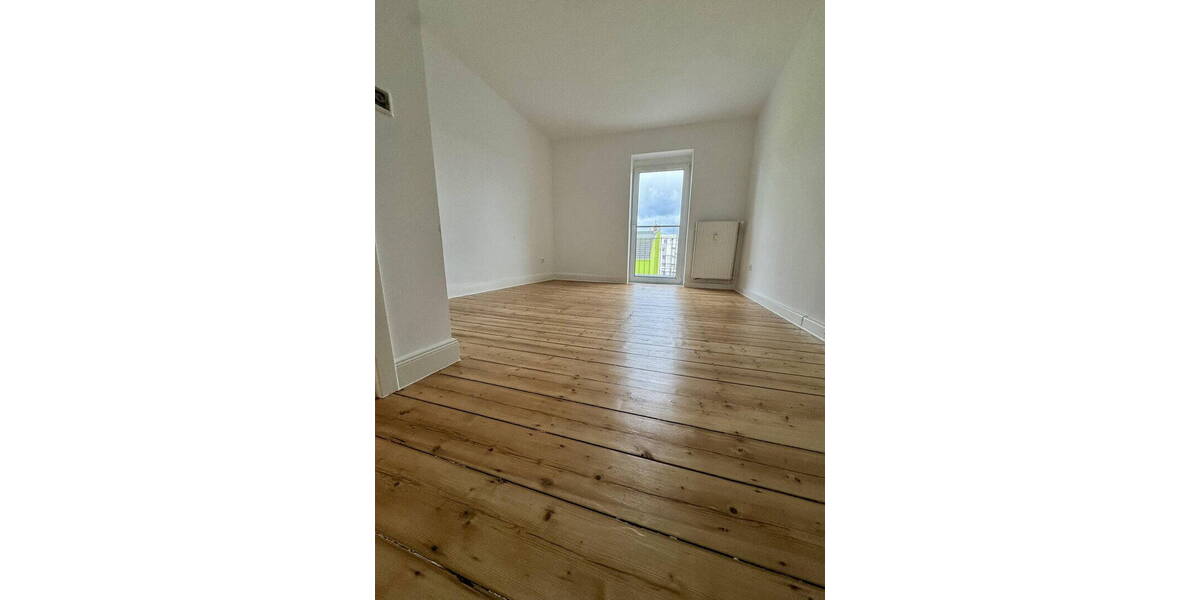 Etagenwohnung Düsseldorf Flingern Nord - 4 Zimmer, 95 m&sup2;, 1.795&euro; | Angebot:26624891