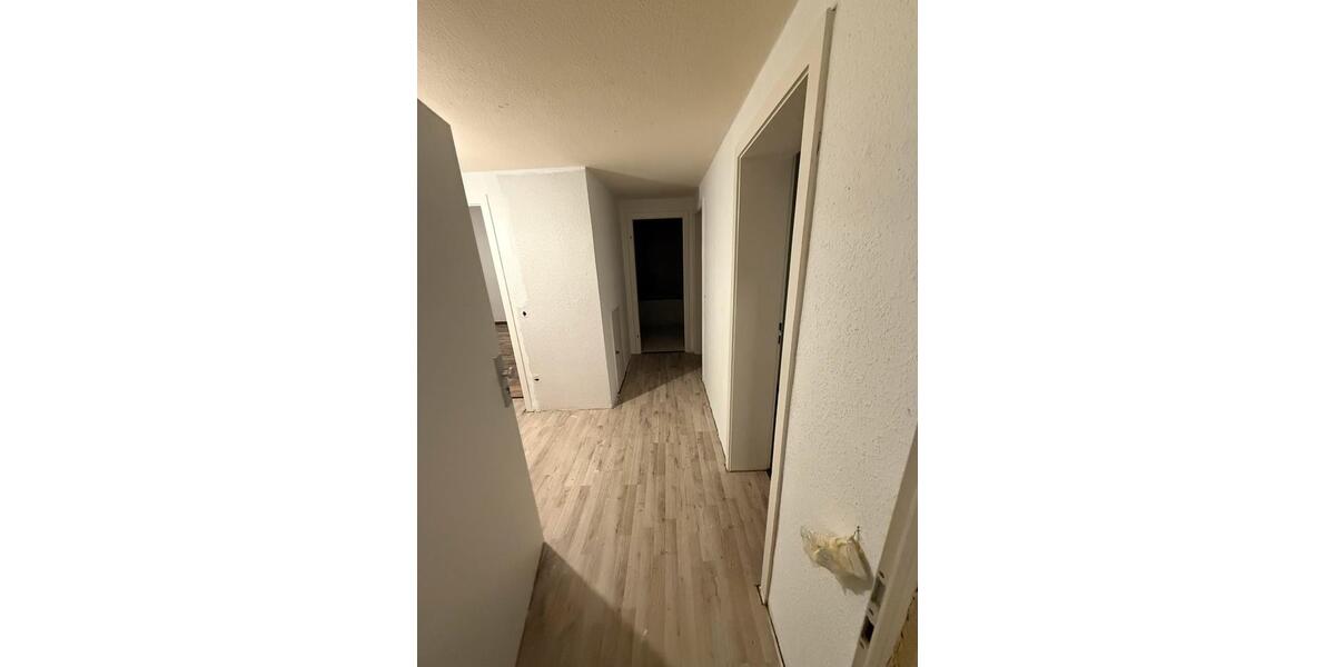 Etagenwohnung Grevenbroich - 1 Zimmer, 63 m&sup2;, 890&euro; | Angebot:25994222