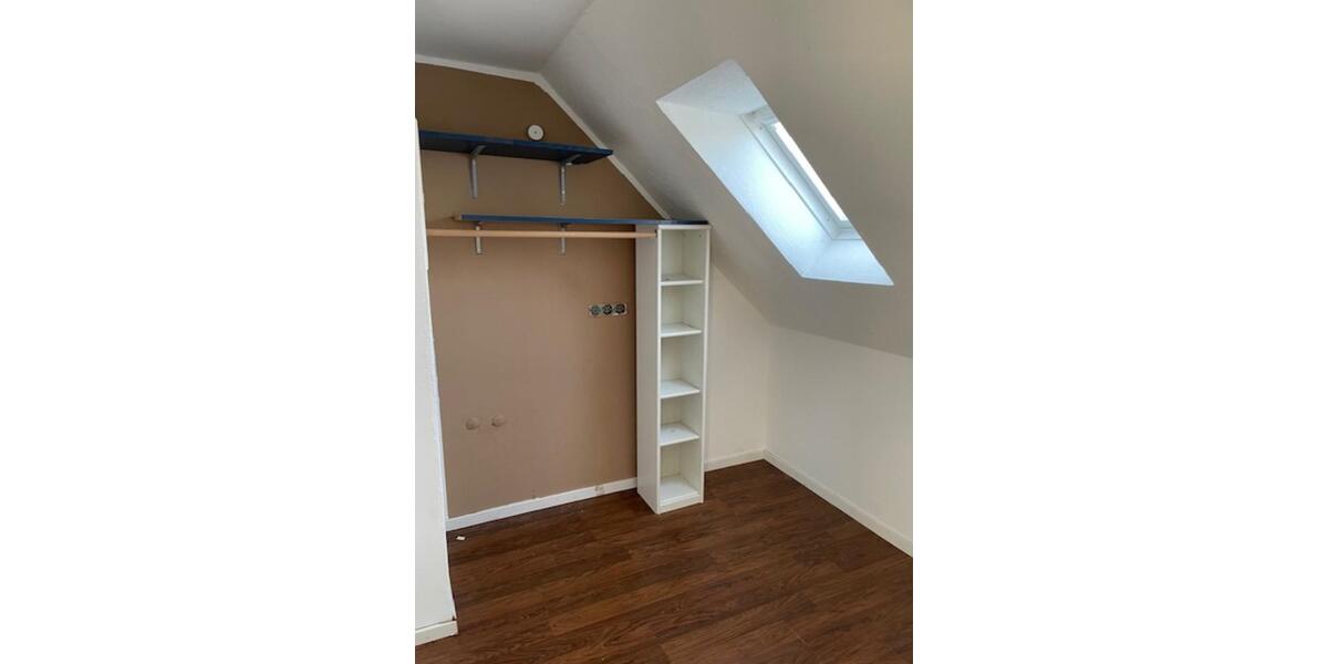 Dachgeschoßwohnung Wuppertal Brill - 2.5 Zimmer, 75 m&sup2;, 525&euro; | Angebot:24780684