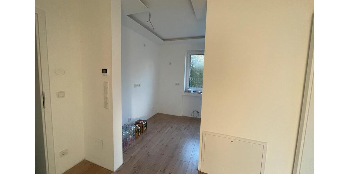 Reihenhaus Wuppertal Gemarkung Vohwinkel - 10 Zimmer, 192 m&sup2;, 650.000&euro; | Angebot:27537267