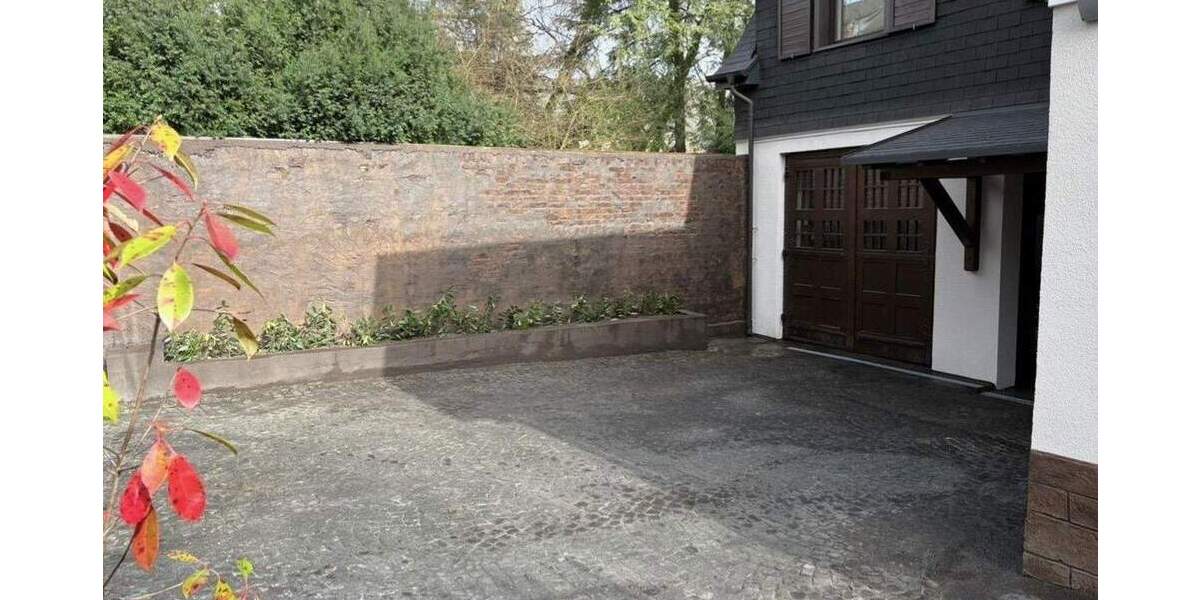 Einfamilienhaus Wuppertal Vohwinkel - 5 Zimmer, 282 m&sup2;, 780.000&euro; | Angebot:25657449