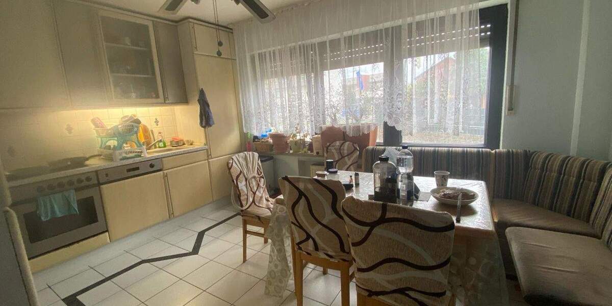 Mehrfamilienhaus, Wohnhaus Neuss Weissenberg - 6 Zimmer, 137 m&sup2;, 530.000&euro; | Angebot:25662243