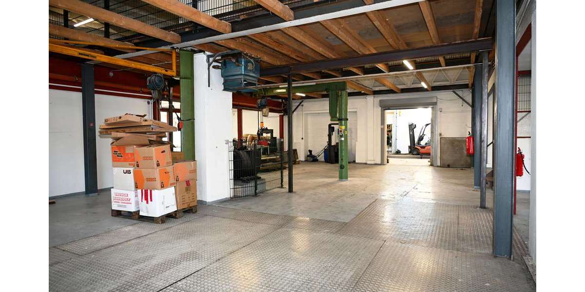 Einfamilienhaus Solingen Wald - 10 Zimmer, 180 m&sup2;, 598.000&euro; | Angebot:20796034