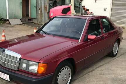 Mercedes-Benz 190 300.000 km 6.800 &euro; Hilden 40721