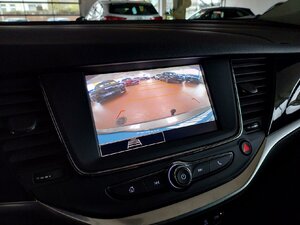 Opel Astra Elegance AHK Kam SHZ LHZ Tempo 23.396 km 17.980 &euro; HAAN 42781