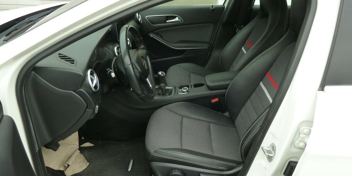 Mercedes-Benz A 180 CDI Style Sportsitze Klima Navi Alu Kamera 87.000 km 12.900 &euro; Ratingen 40885