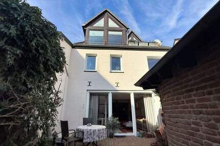 Haus Krefeld Linn - 4 Zimmer, 153 m&sup2;, 485.000&euro; | Angebot:25940231