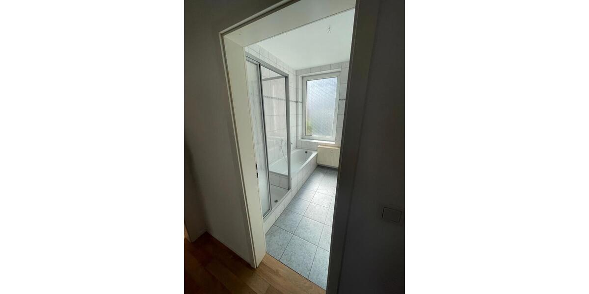 Erdgeschoßwohnung Ratingen - 2 Zimmer, 57 m&sup2;, 630&euro; | Angebot:26462902