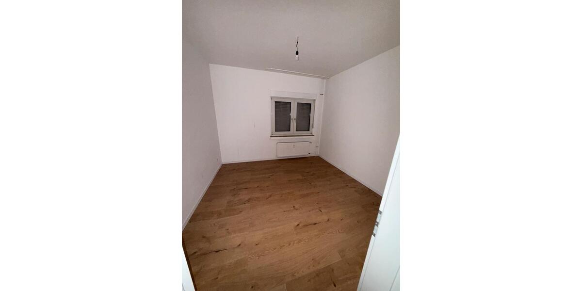 Erdgeschoßwohnung Duisburg Angerhausen - 2 Zimmer, 54 m&sup2;, 625&euro; | Angebot:26005027