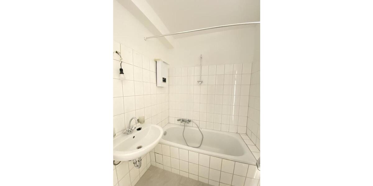 Etagenwohnung Solingen - 3 Zimmer, 73 m&sup2;, 779&euro; | Angebot:24489867