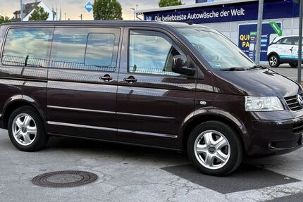 VW T5 Transporter 225.000 km 8.990 &euro; Hilden 40721