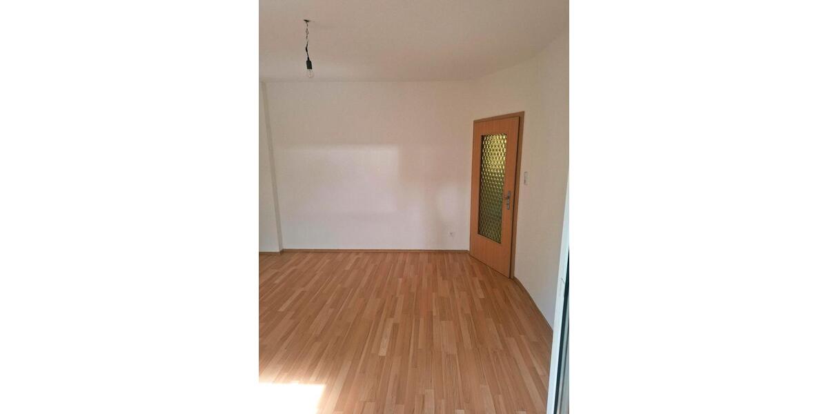 Erdgeschoßwohnung Düsseldorf Stadtbezirk 5 - 3 Zimmer, 55 m&sup2;, 239.000&euro; | Angebot:27022401
