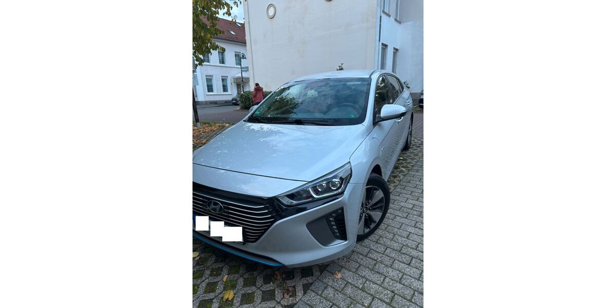 Hyundai IONIQ 60.000 km 15.750 &euro; Solingen 42697