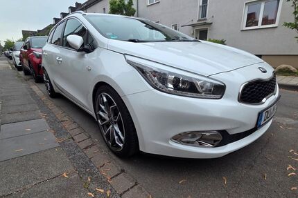 Kia ceed Sportswagon 120.000 km 9.300 &euro; Duisburg 47054