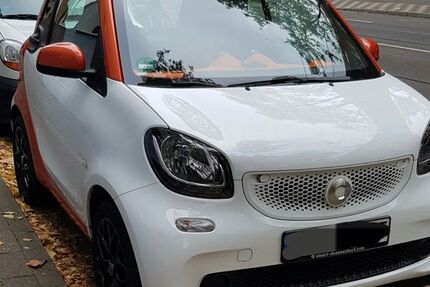 Smart ForTwo 60.250 km 7.999 &euro; DÜSSELDORF 40476