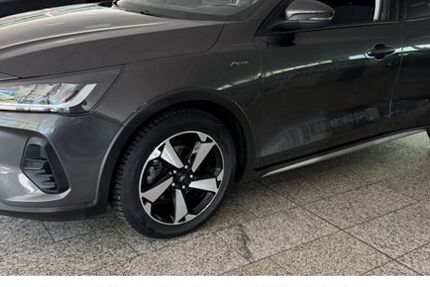 Ford Focus 81.600 km 14.985 &euro; Wuppertal 42329