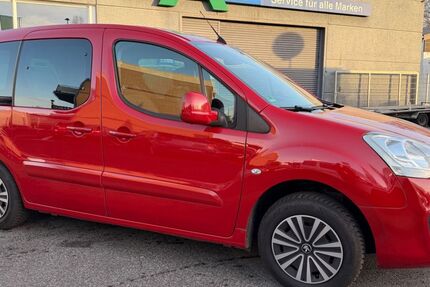 Peugeot Partner 168.582 km 7.990 &euro; Krefeld 47800
