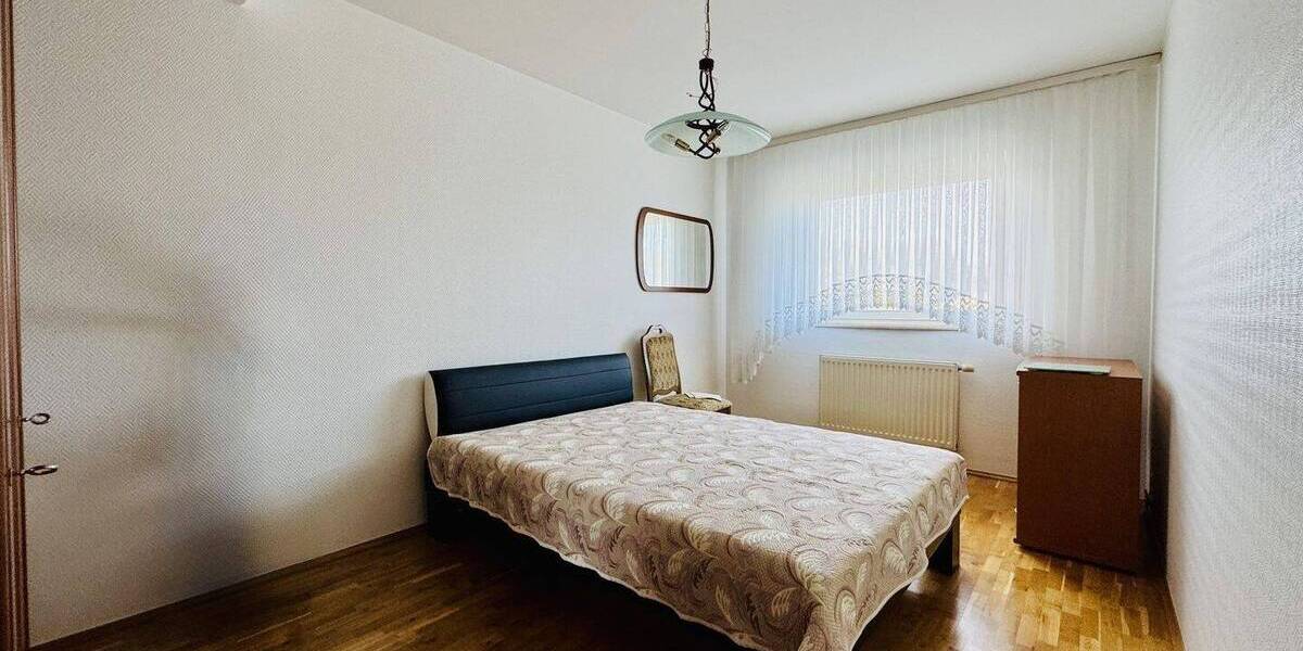 Reihenendhaus Krefeld Fischeln - 5 Zimmer, 121 m&sup2;, 480.000&euro; | Angebot:25743747