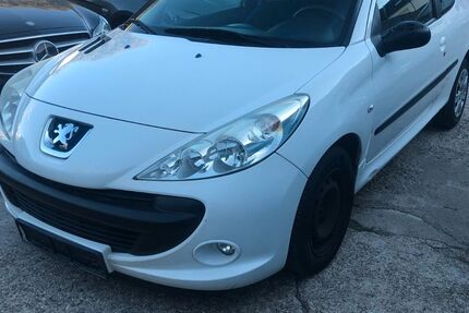 Peugeot 206 142.987 km 1.990 &euro; Düsseldorf 40231