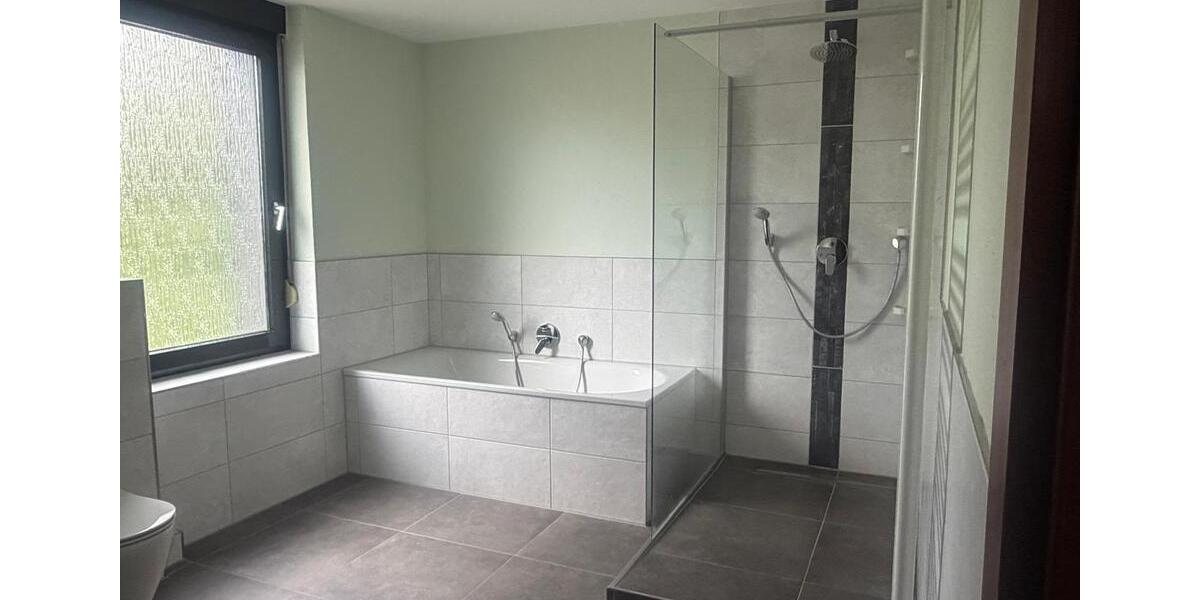 Doppelhaushälfte Oberhausen - 4 Zimmer, 123 m&sup2;, 349.000&euro; | Angebot:27535035