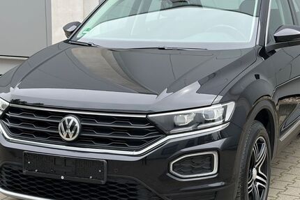 VW T-Roc 162.000 km 13.900 &euro; Düsseldorf - Bezirk 8 40231