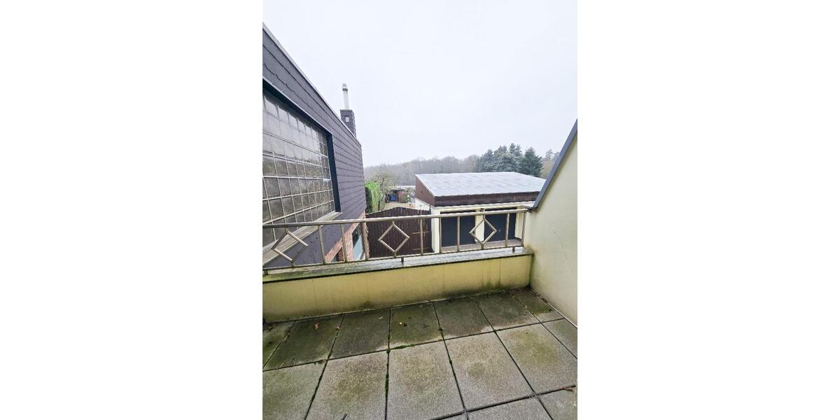 Etagenwohnung Duisburg Hamborn - 2.5 Zimmer, 96 m&sup2;, 780&euro; | Angebot:25918597