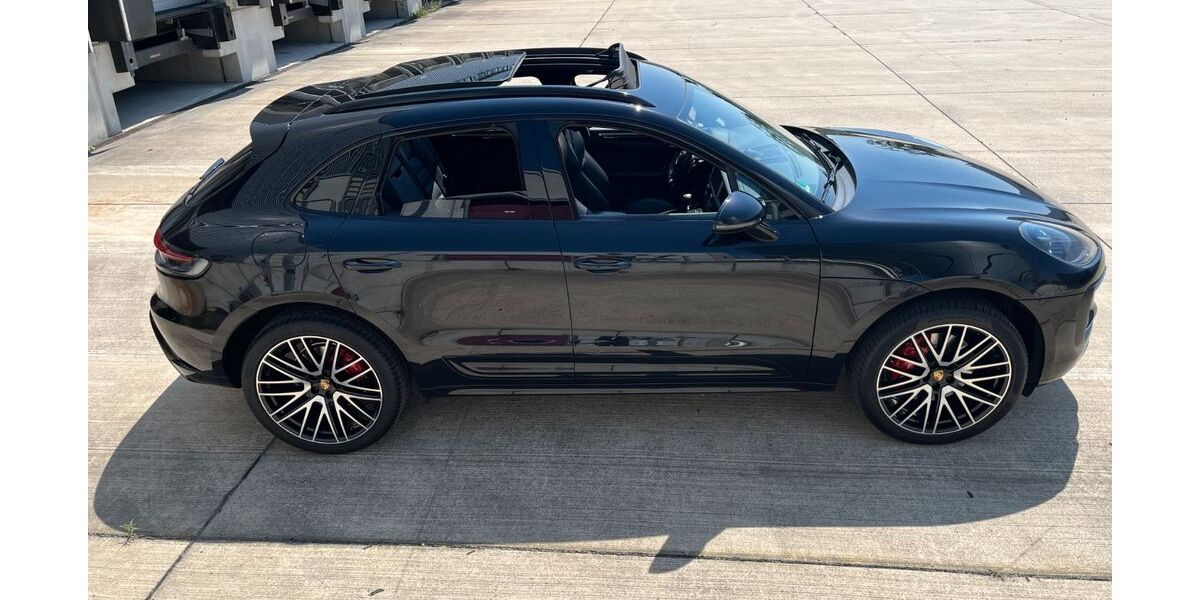 Porsche Macan 100.000 km 53.000 &euro; Düsseldorf 40219