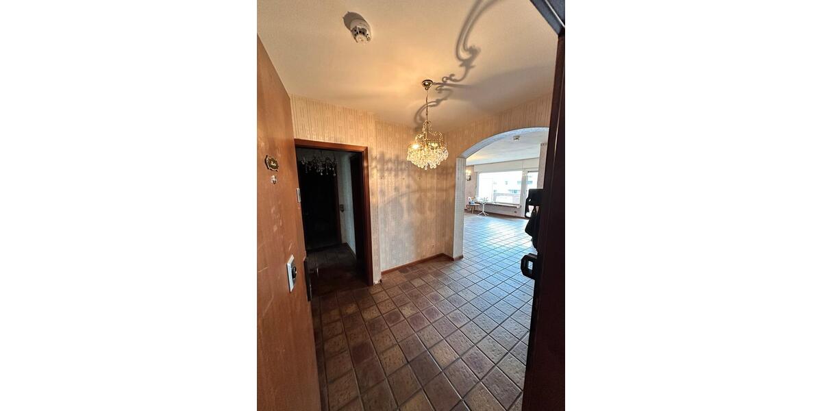 Etagenwohnung Düsseldorf Stadtbezirk 9 - 3 Zimmer, 85 m&sup2;, 190.000&euro; | Angebot:26588524