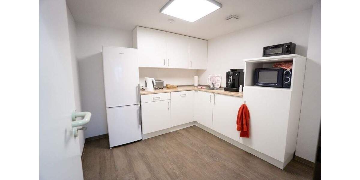 Gewerbeobjekt Krefeld Bockum - 3 Zimmer, 125 m&sup2;, 1.386&euro; | Angebot:25701923