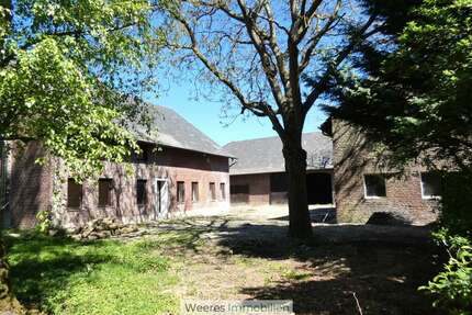 Haus Tönisvorst - 10 Zimmer, 272 m&sup2;, 750.000&euro; | Angebot:26459460