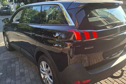 Peugeot 5008 52.000 km 14.900 &euro; Mülheim an der Ruhr 45473