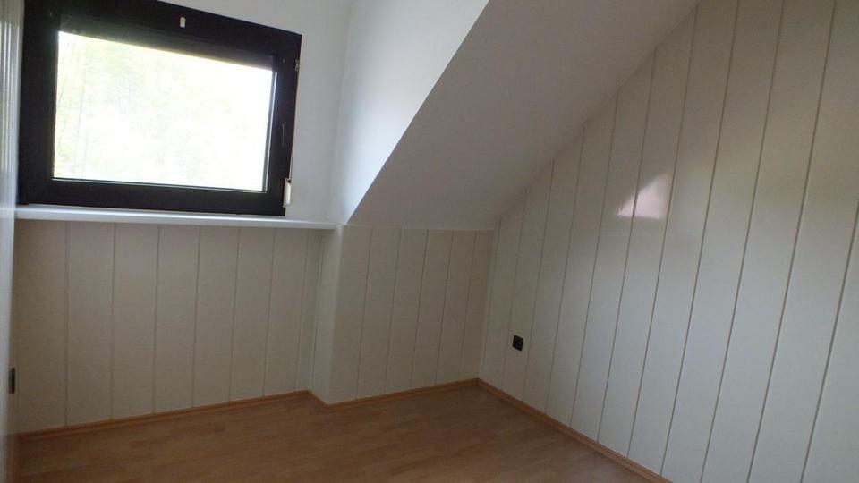 Maisonettenwohnung Meerbusch Kierst - 3 Zimmer, 90 m&sup2;, 1.150&euro; | Angebot:25278817