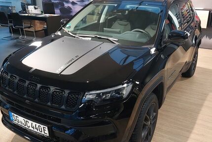 Jeep Compass 8.000 km 40.990 &euro; Solingen 42655