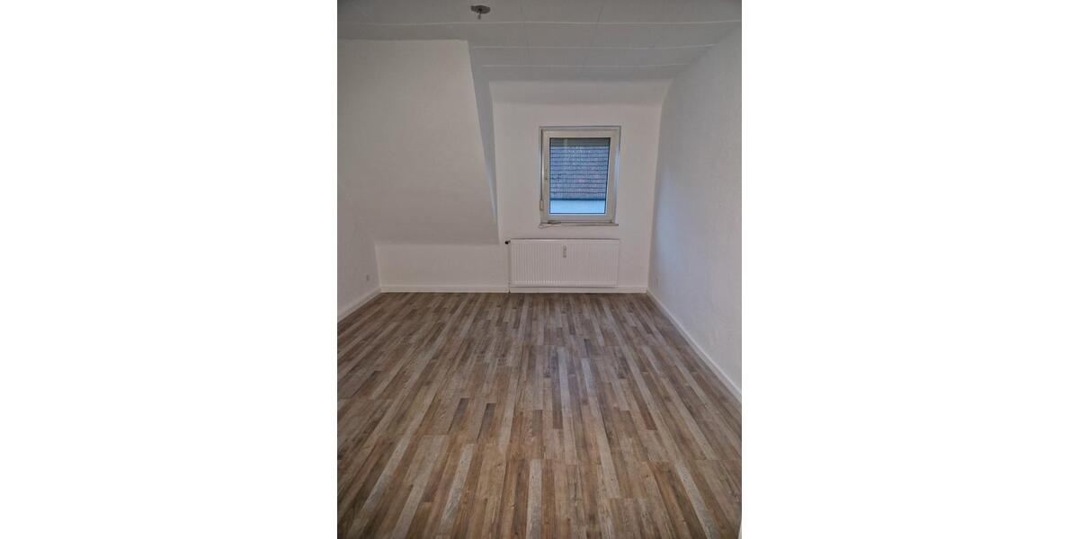 Dachgeschoßwohnung Oberhausen Alsfeld - 2 Zimmer, 50 m&sup2;, 400&euro; | Angebot:27577031