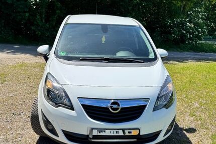 Opel Meriva 144.100 km 4.400 &euro; Essen 45141