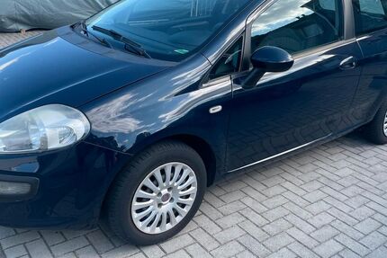 Fiat Punto 101.676 km 3.800 &euro; Neukirchen-Vluyn 47506