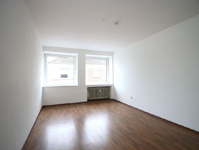 Etagenwohnung Krefeld - 2 Zimmer, 65 m&sup2;, 600&euro; | Angebot:25255768