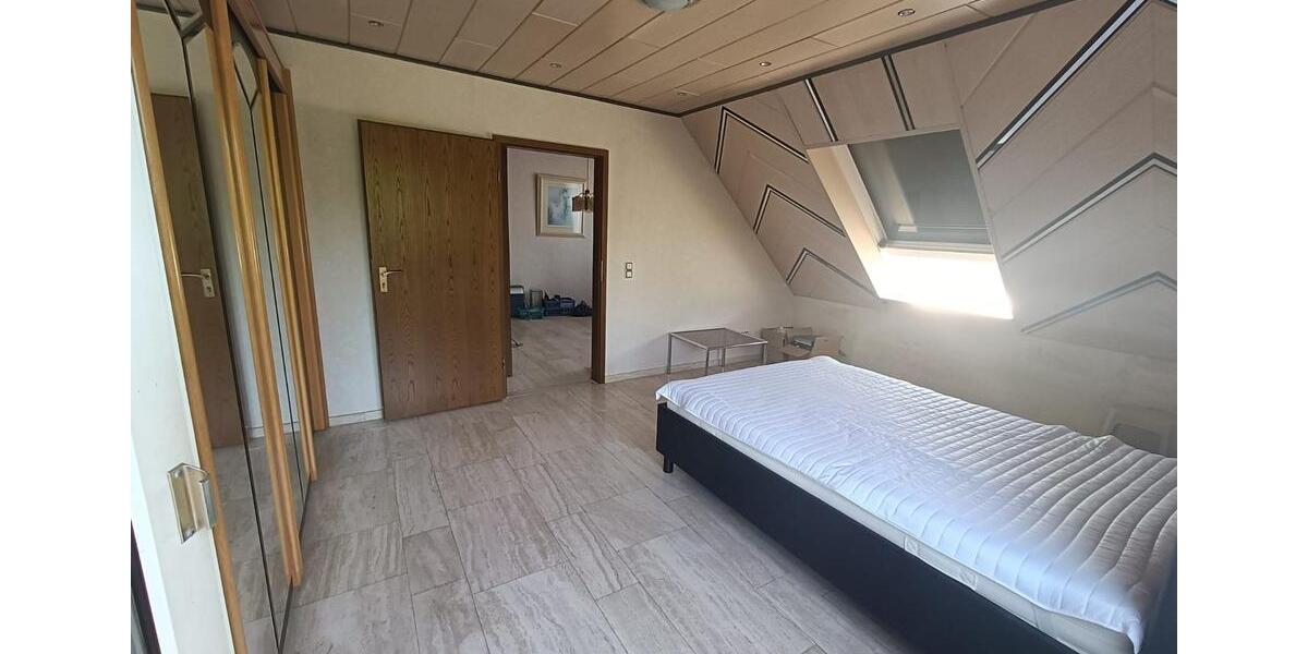 Einfamilienhaus Dormagen Broich - 7 Zimmer, 181 m&sup2;, 650.000&euro; | Angebot:26953943