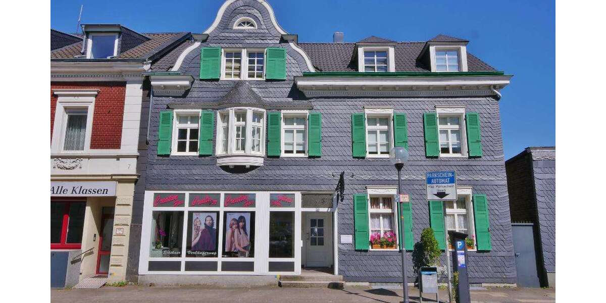 Einfamilienhaus Haan - 10 Zimmer, 300 m&sup2;, 495.000&euro; | Angebot:22351140