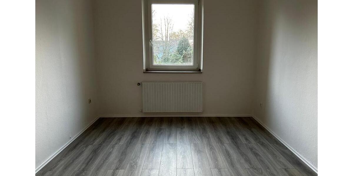 Etagenwohnung Essen Stadtbezirk IV - 3 Zimmer, 72 m&sup2;, 600&euro; | Angebot:25854636