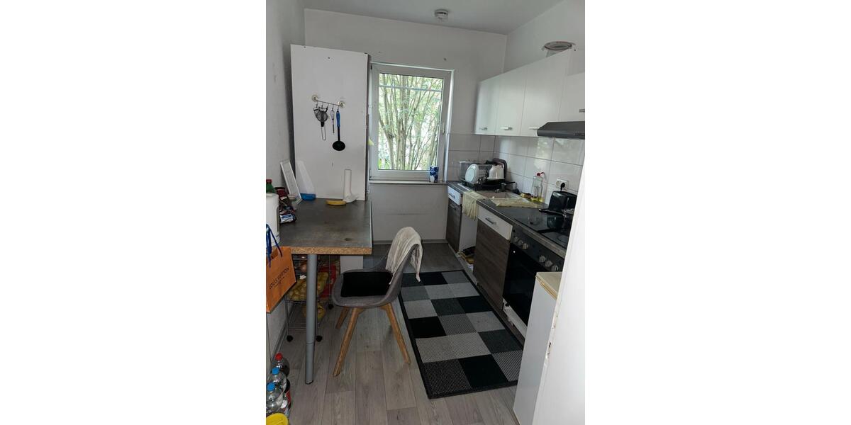 Etagenwohnung Essen Stadtbezirk VI - 4 Zimmer, 67 m&sup2;, 873&euro; | Angebot:27549110