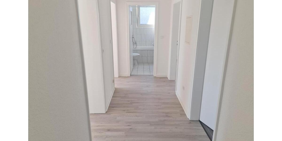 Etagenwohnung Duisburg Hamborn - 3 Zimmer, 57 m&sup2;, 400&euro; | Angebot:25782973