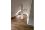 Dachgeschoßwohnung Essen Stadtbezirk V - 2 Zimmer, 72 m&sup2;, 800&euro; | Angebot:27544521