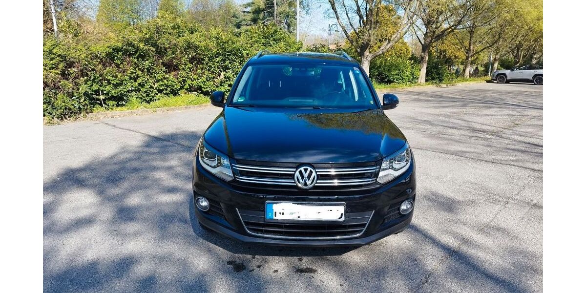 VW Tiguan 131.850 km 9.900 &euro; Erkrath 40699